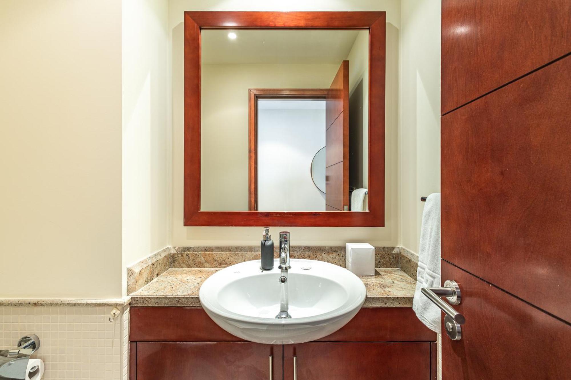 Superhost - Chic Downtown Living 1br In Dubai's South Ridge 5 *