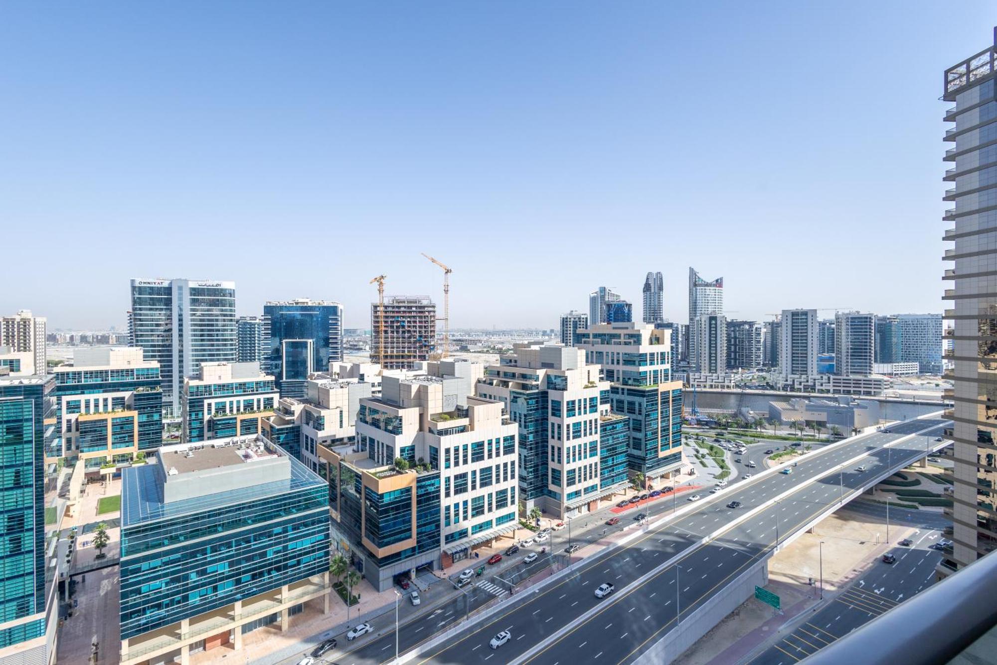 Superhost - Chic Downtown Living 1br In Dubai's South Ridge 5